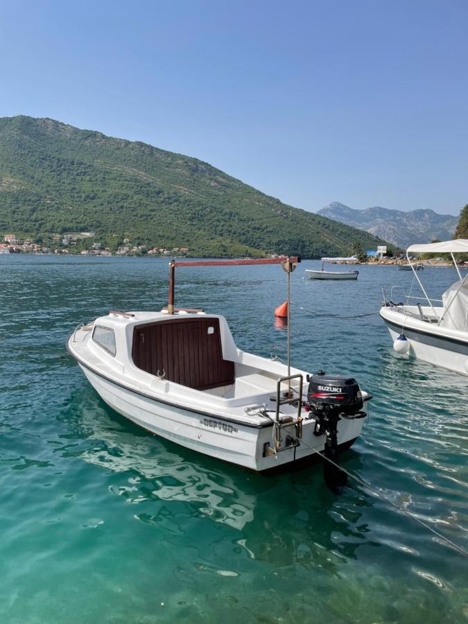 Apartmani Ivana Tivat Exteriér fotografie