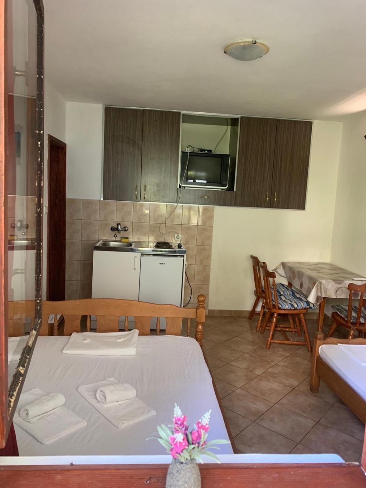 Apartmani Ivana Tivat Exteriér fotografie