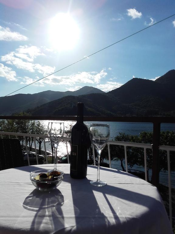 Apartmani Ivana Tivat Exteriér fotografie